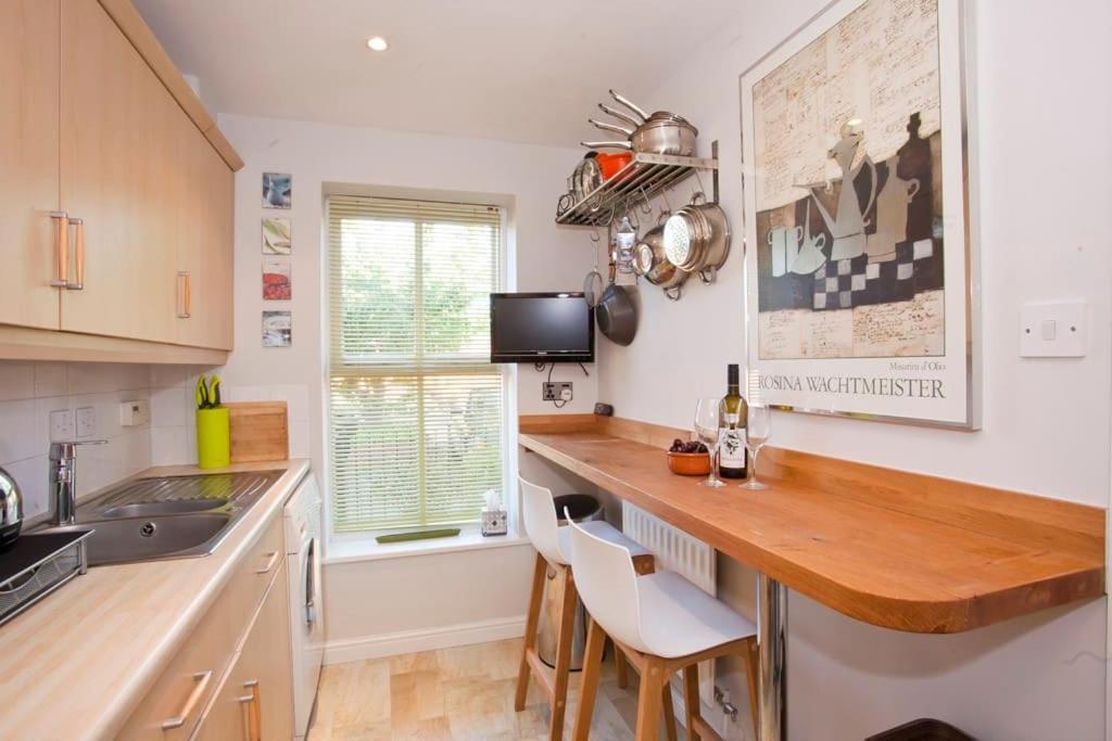 Walking Distance To Racecourse And City Centre York Extérieur photo